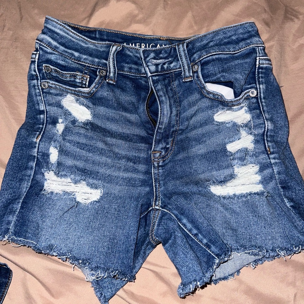 American Eagle short